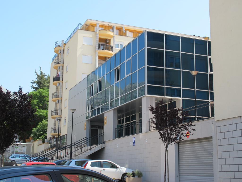 Studio Centar Trebinje Eksteriør billede