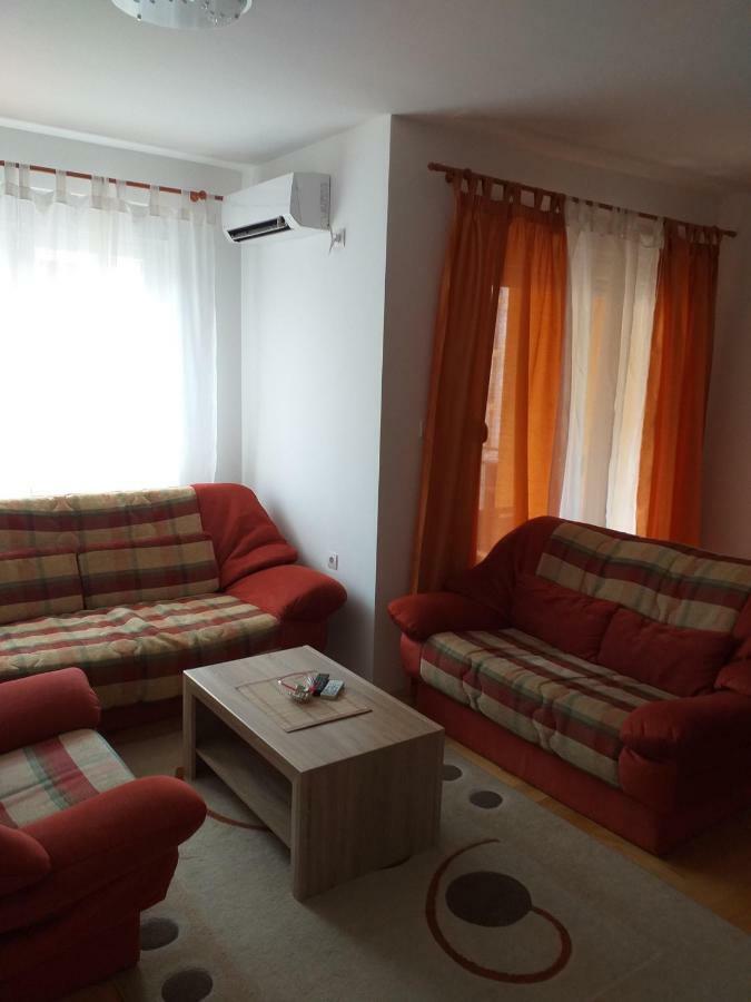 Studio Centar Trebinje Eksteriør billede